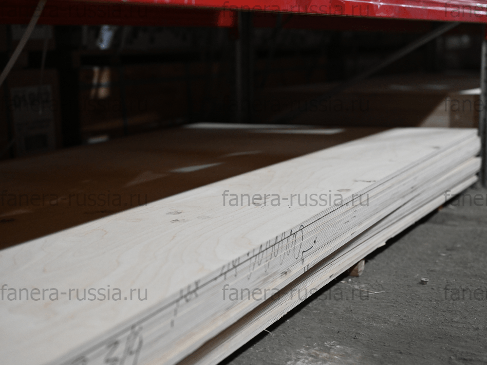 Fanera Russia Фанера березовая ФСФ 12мм сорт IV/IV НШ Е1 2440х1220мм 6678-depositphotos-bgremover-min.png